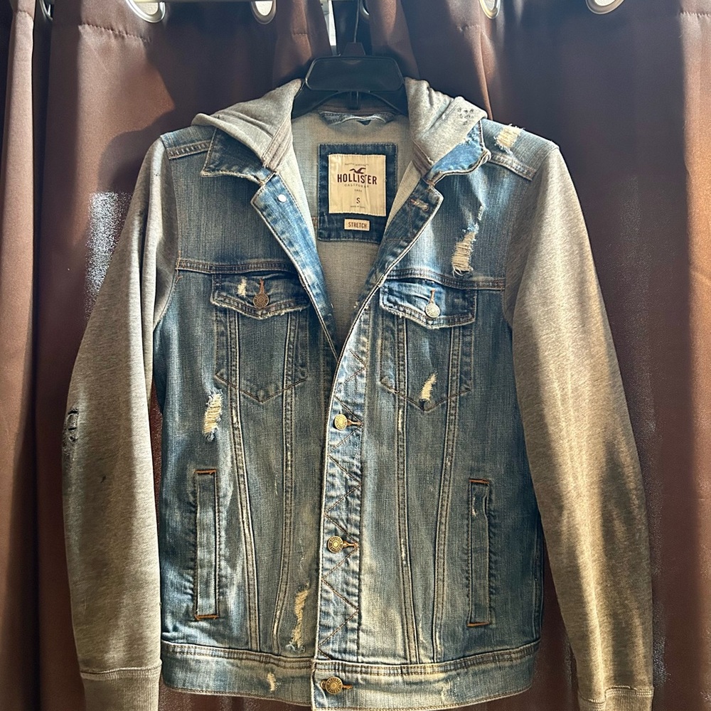 Hollister